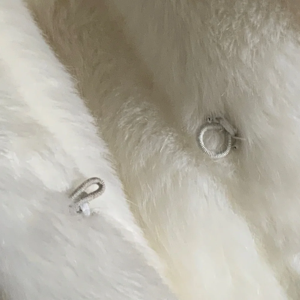 Monterey Fashions - Vintage White Faux Fur Coat - Picture 10 of 12